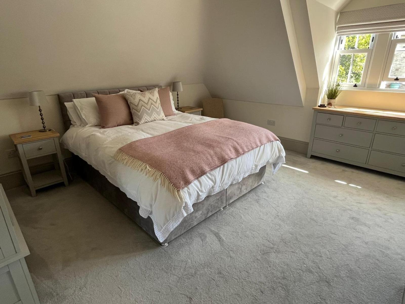 The Lookout, - Flat 7 Apartment